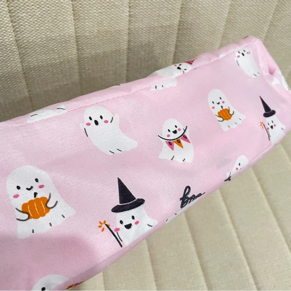 NEW Boos & Bones Pink Halloween Ghost Queen 5 Piece Sheet Set with Reusable Tote